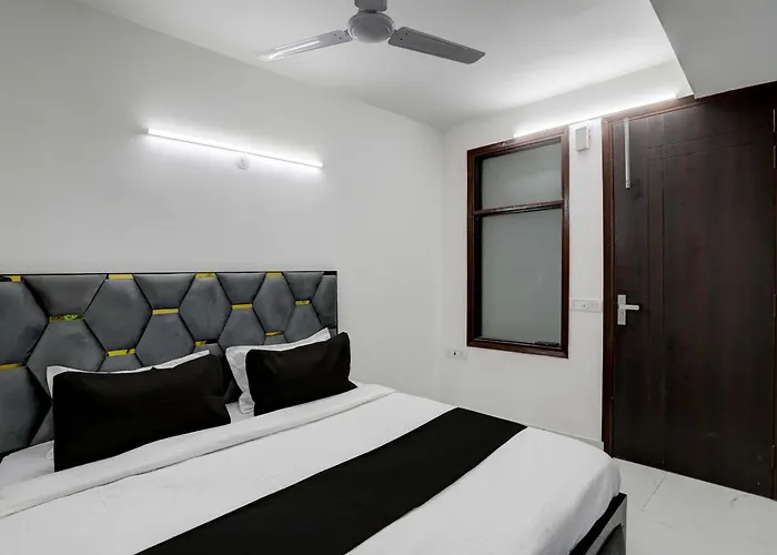 Townhouse 24*7