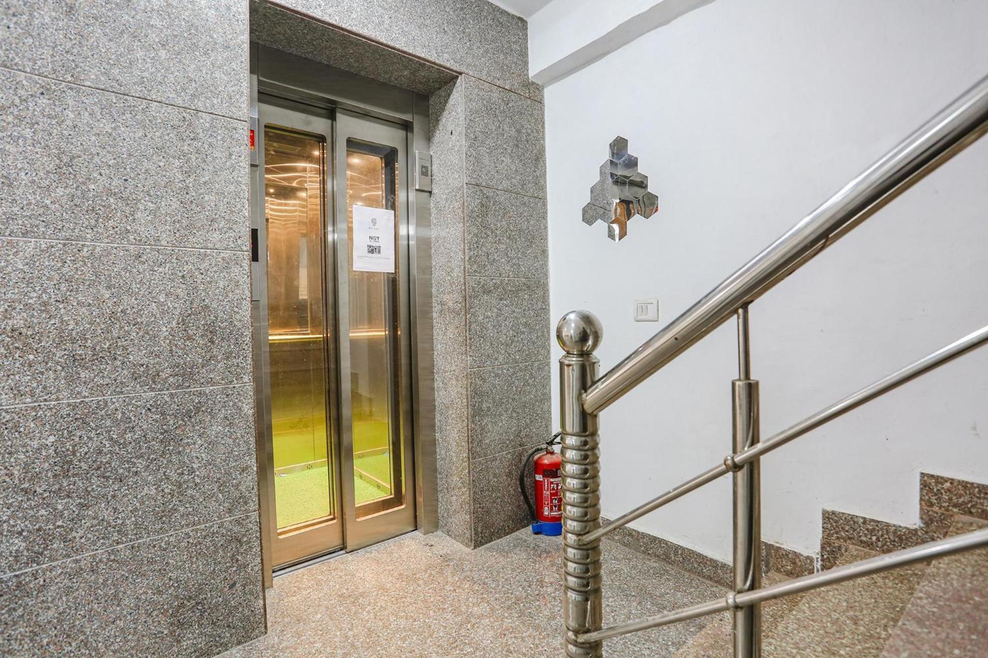 Hotel Townhouse 24*7 4*