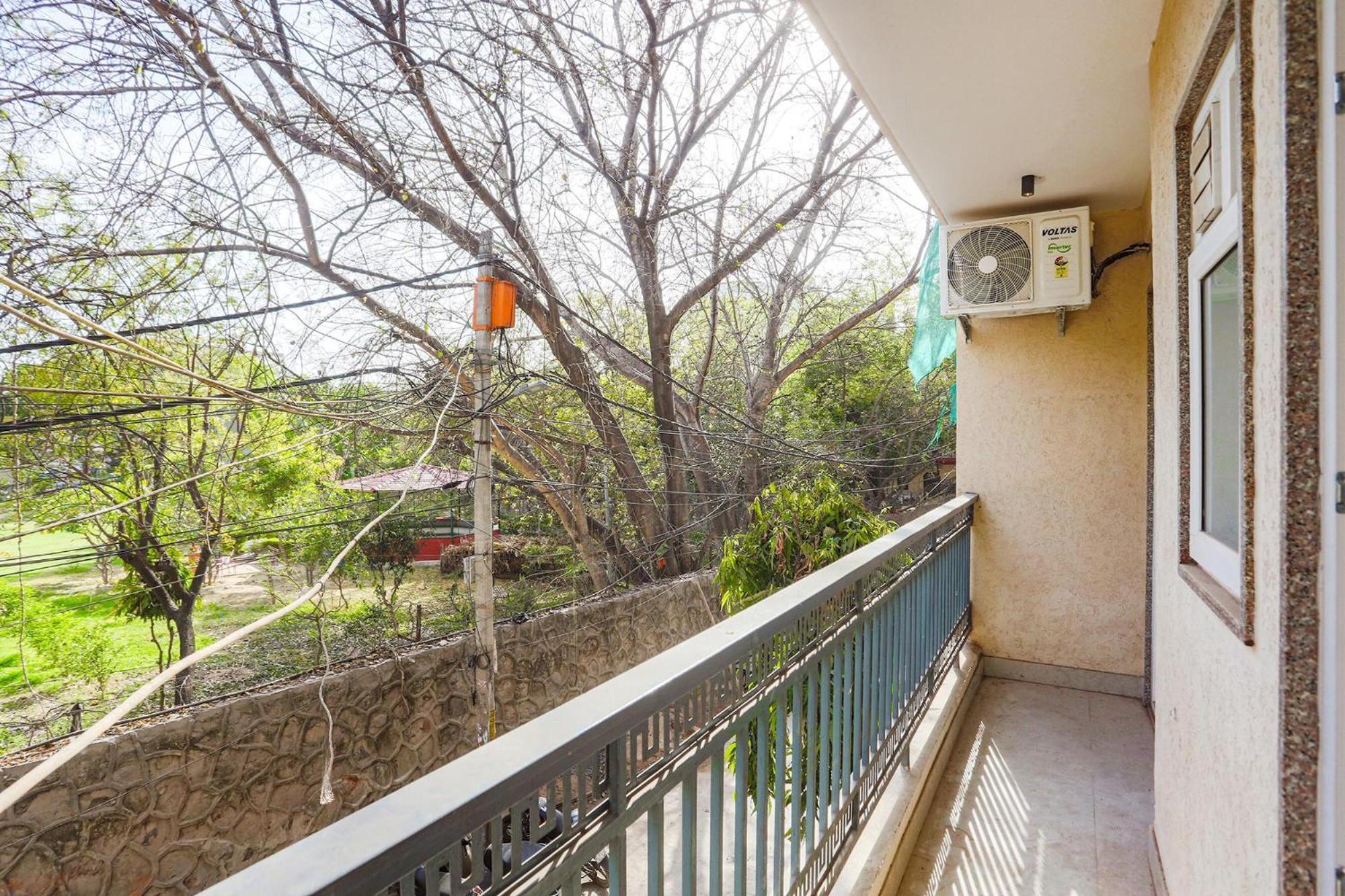 Hotel Townhouse 24*7 New Delhi