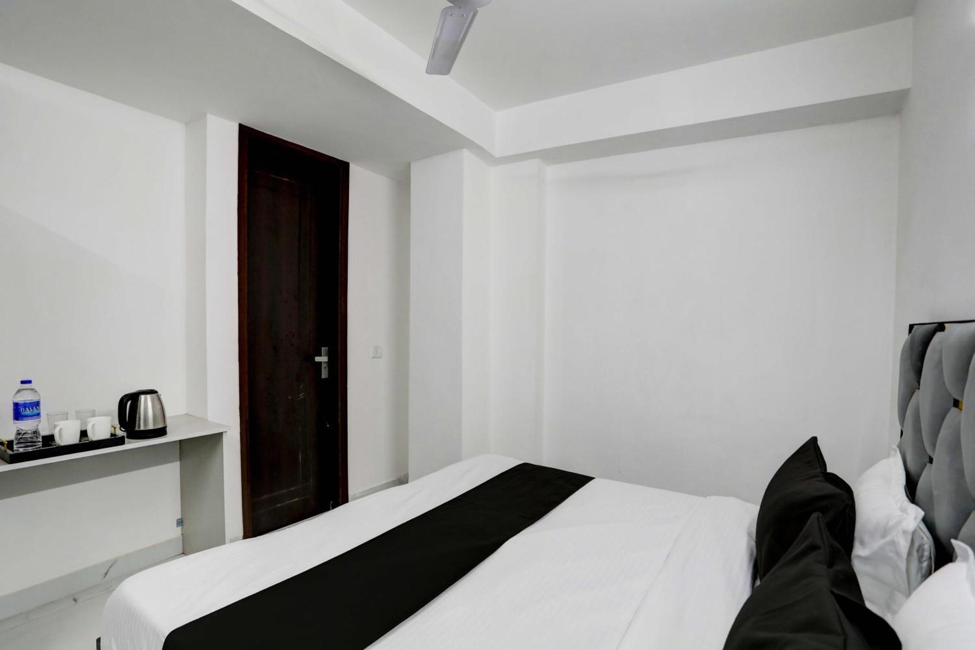 Townhouse 24*7 Hotel 4*