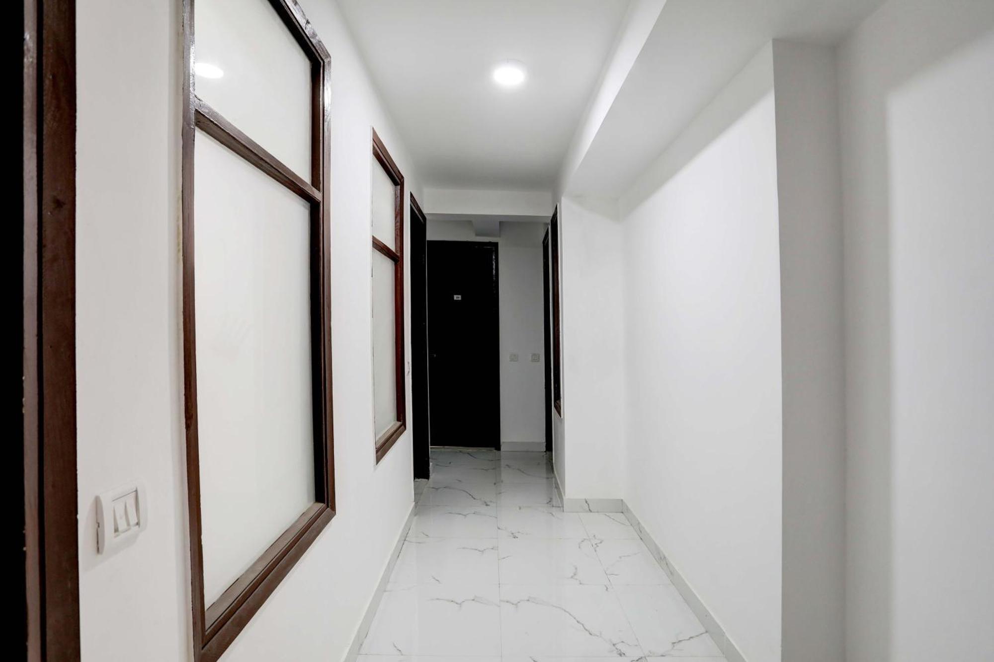 Hotel Townhouse 24*7