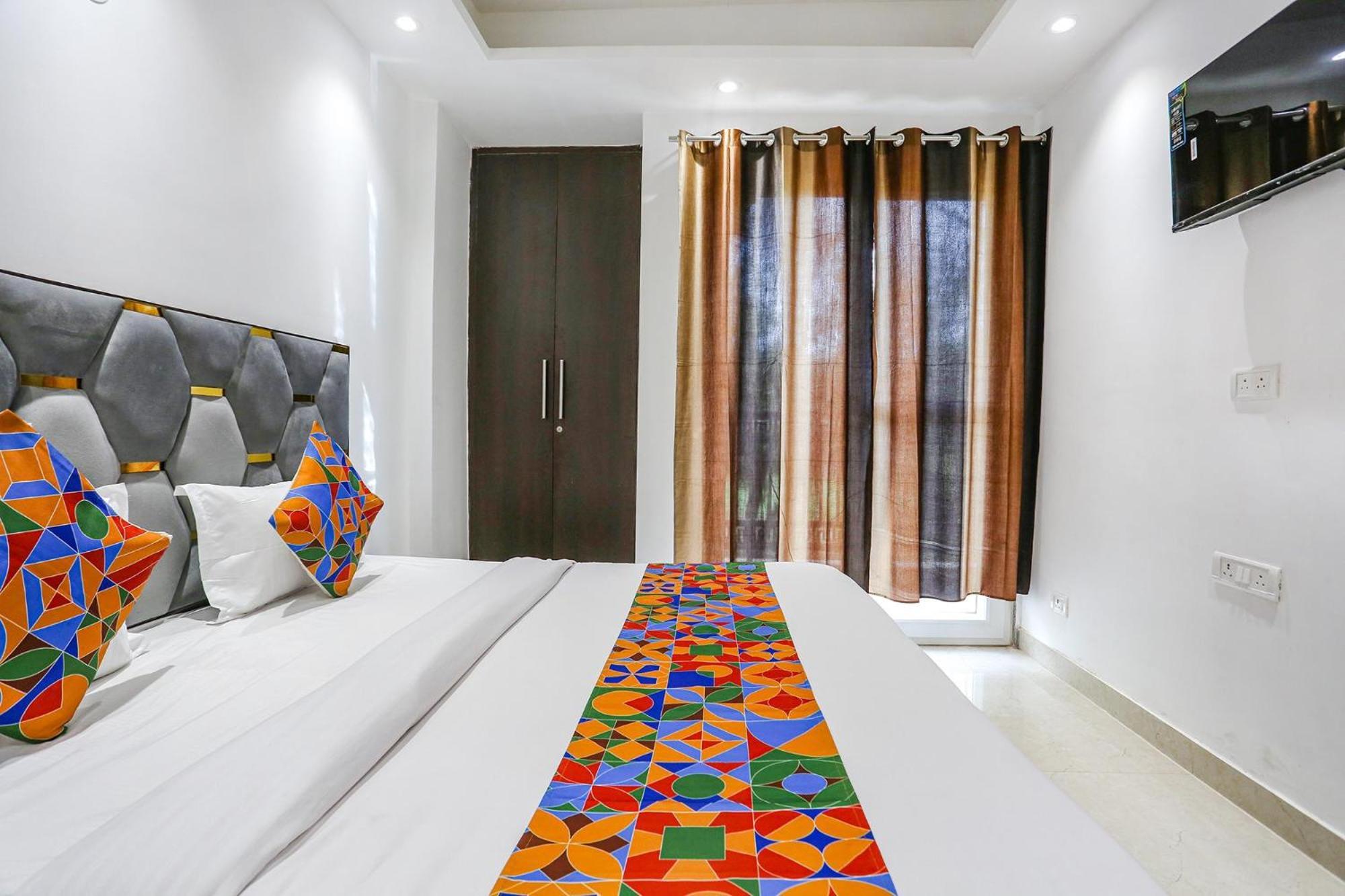 Hotel Townhouse 24*7 4*